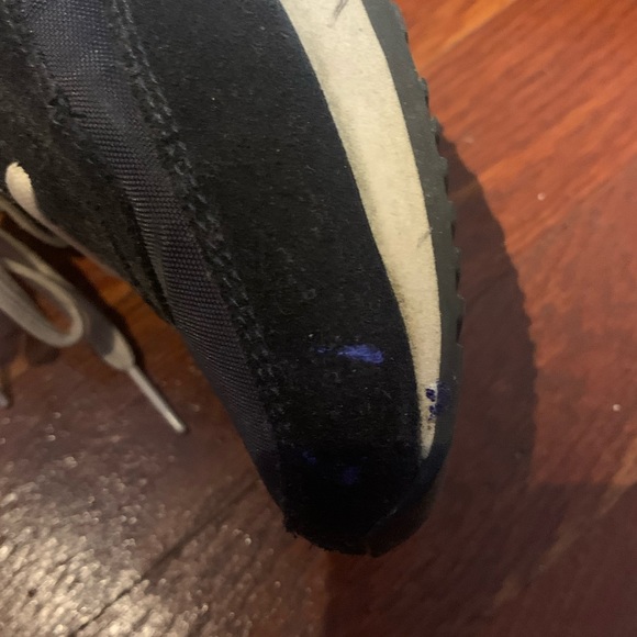 Tory Burch Rubber Logo Suede Trainers - Picture 4 of 7